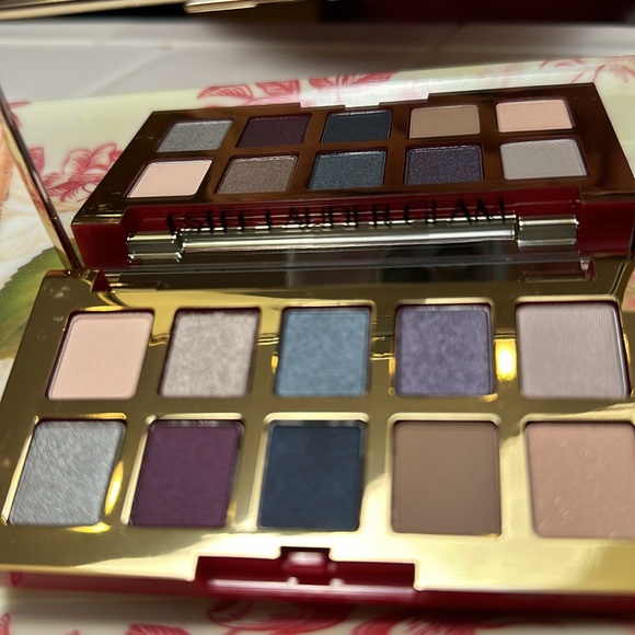 Estee Lauder Bundle: makeup bag, eyeshadow compact, lipgloss & large tote - New - Picture 10 of 10